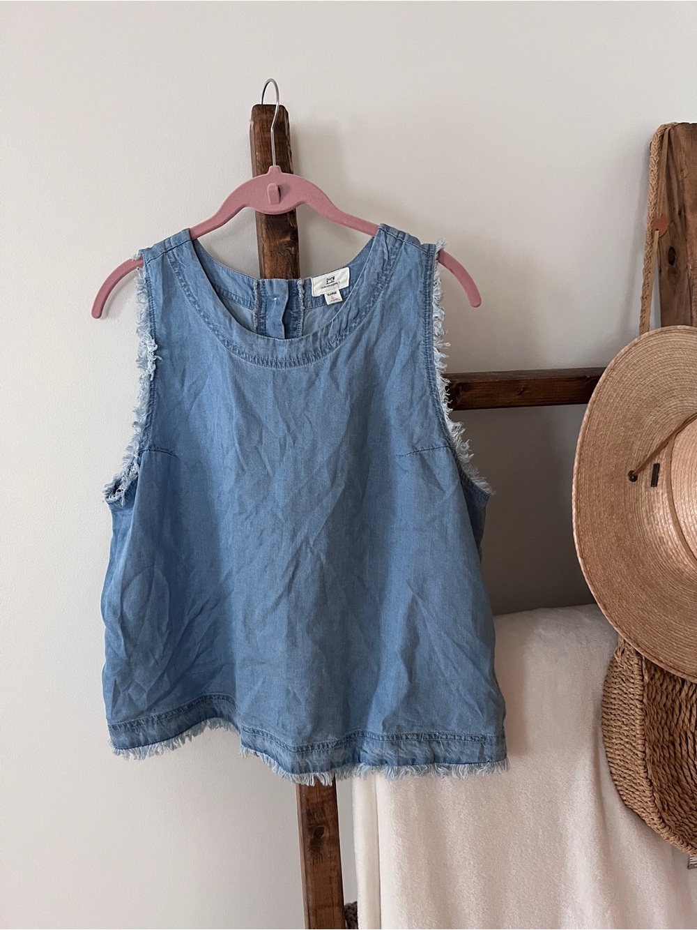 Santa Monica Sleeveless Fringe Trim Top — Light Blue XL